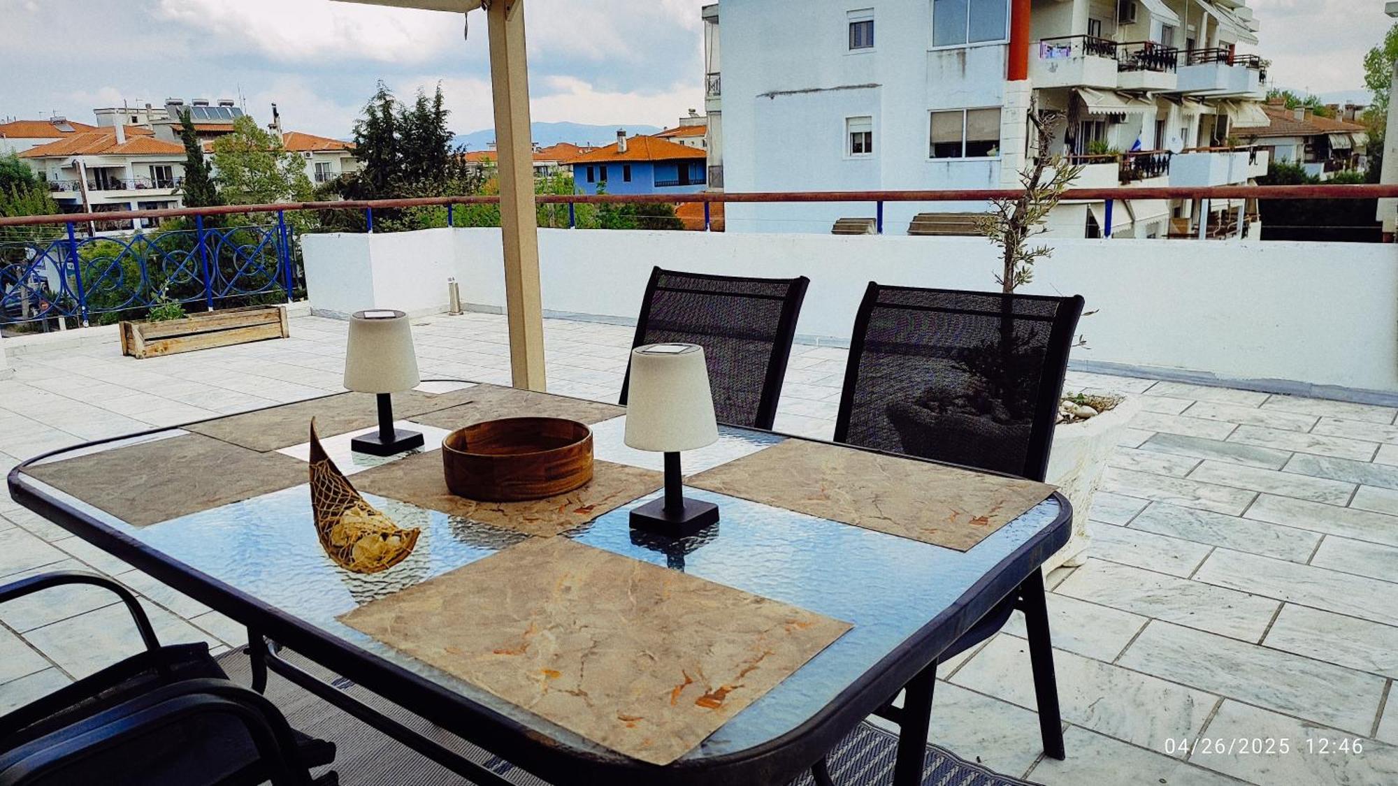 Golden Sky 1 Apartment Peraía エクステリア 写真